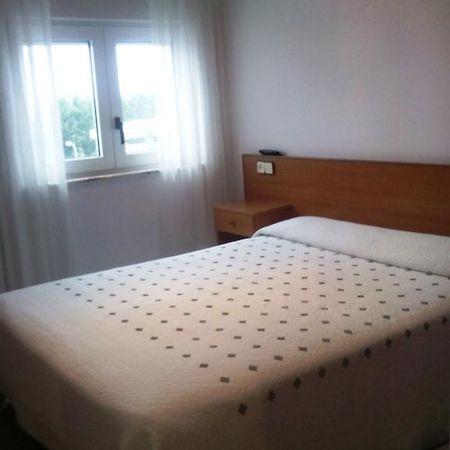טאפיה דה קסרייגו Hostal Chiquin חדר תמונה