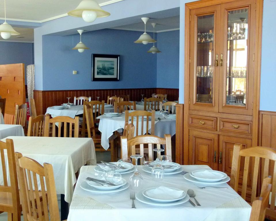 טאפיה דה קסרייגו Hostal Chiquin מראה חיצוני תמונה