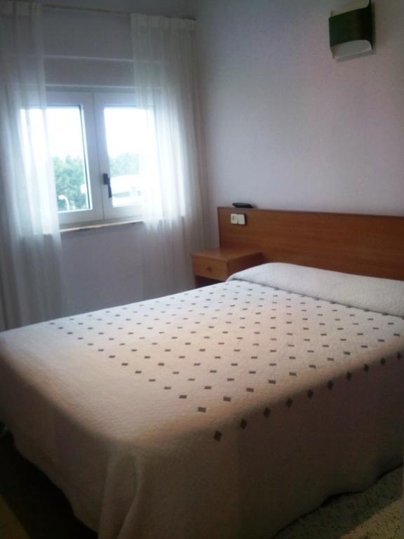 טאפיה דה קסרייגו Hostal Chiquin חדר תמונה